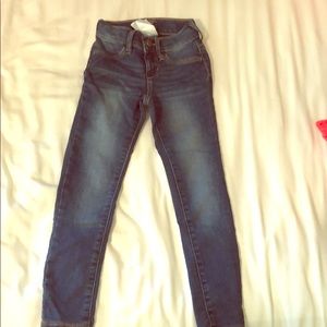 GapKids High Stretch Jegging Dark Jean Size 6